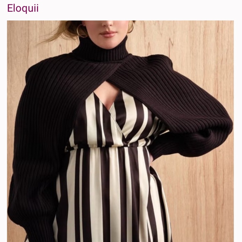 Eloquii Women's brown turtleneck sweater sleeve scarf.